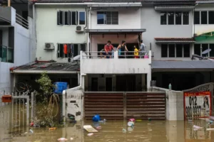 flood-damage-terrace-house-malaysia