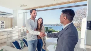 Real estate agent spending excessive time on social media instead of building client relationships